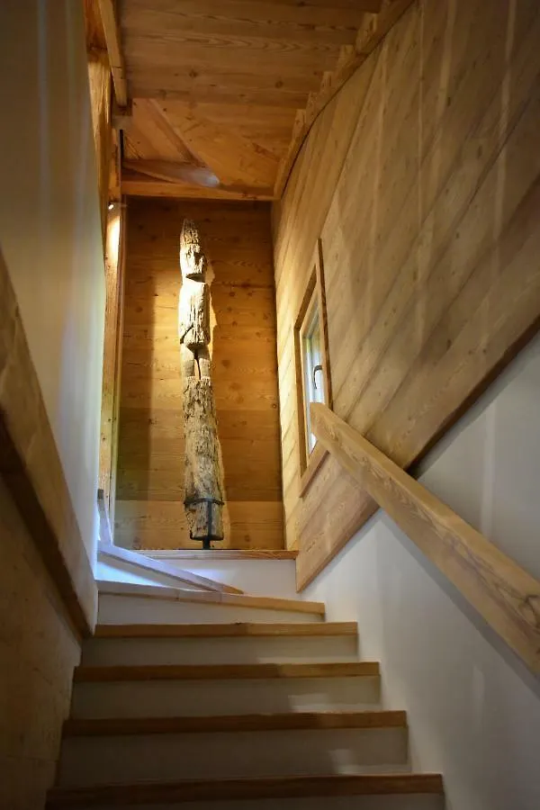 B&B Boutique Chalet Nono Montriond Bed & Breakfast